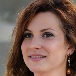 Meet your Posher, Jacquiline